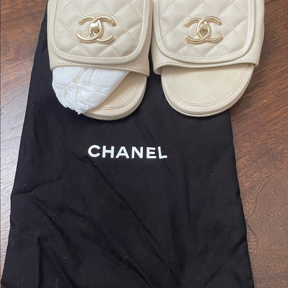 Chanel CC flats - Picture 4 of 4